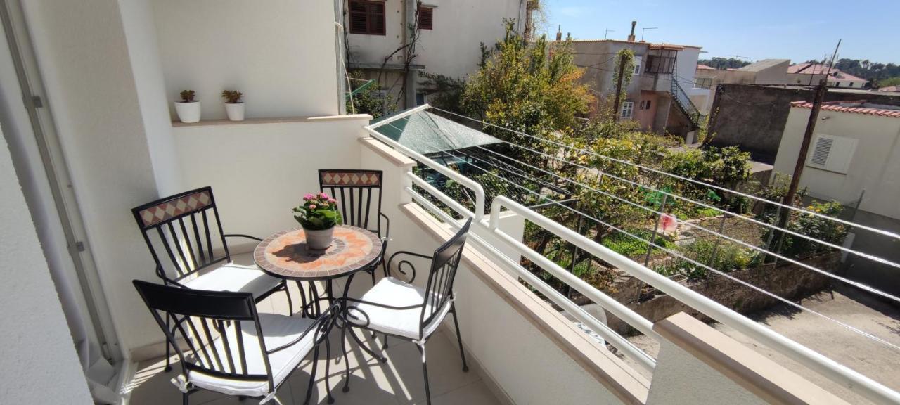 Apartment Joy Makarska Buitenkant foto